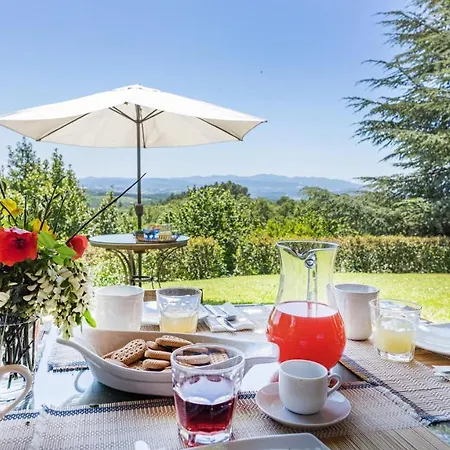 Paola 6, Emma Villa *